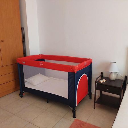 Georgia'S Family Apartment Ираклио Екстериор снимка