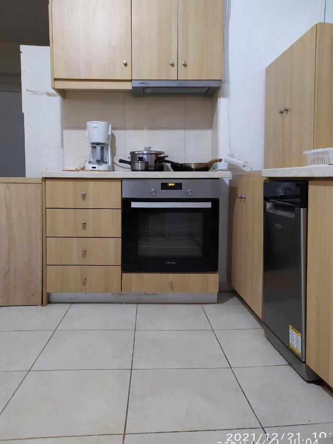 Georgia'S Family Apartment Ираклио Екстериор снимка