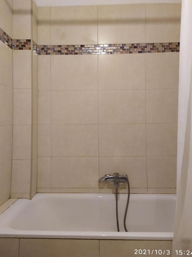 Georgia'S Family Apartment Ираклио Екстериор снимка