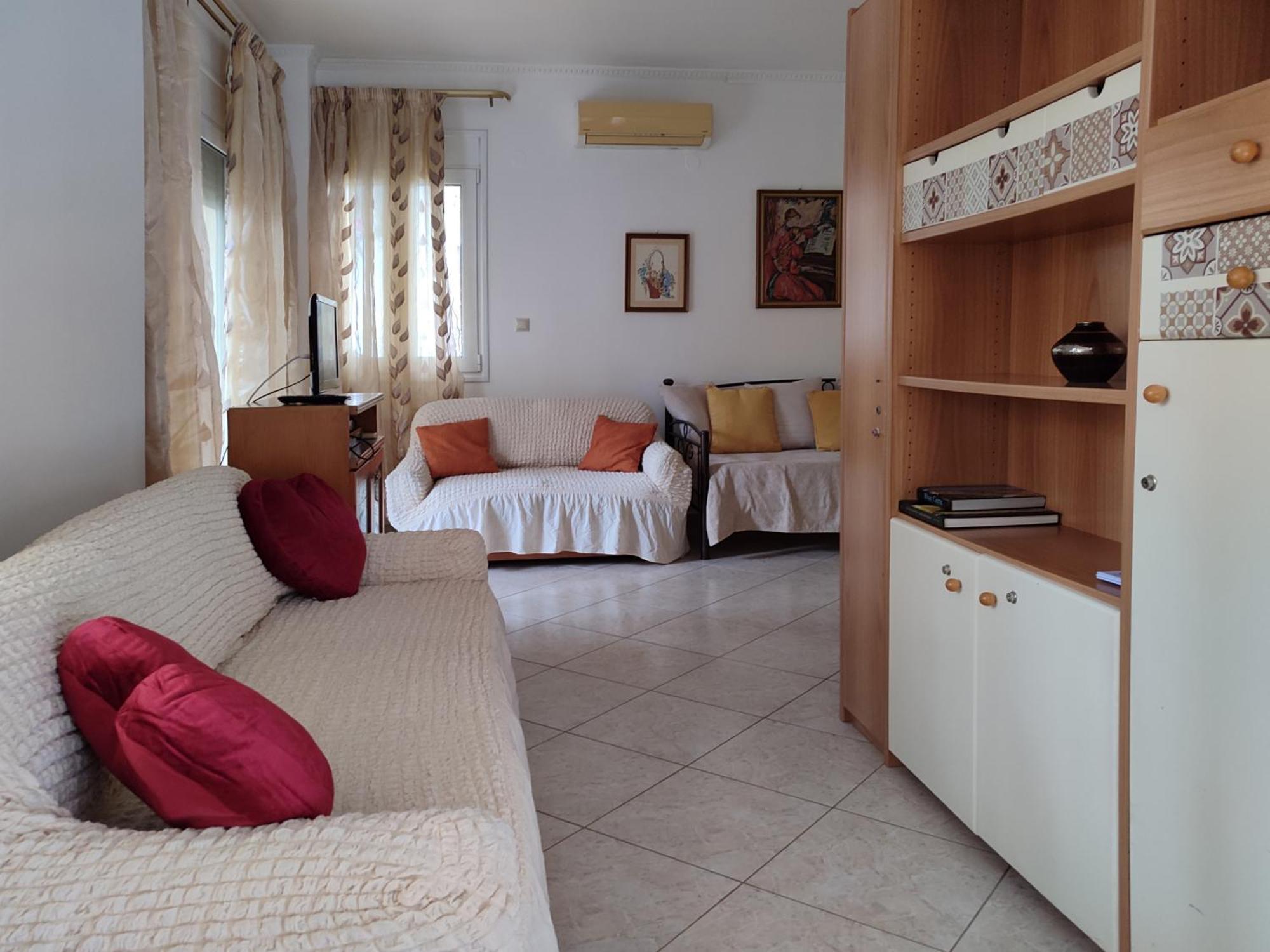 Georgia'S Family Apartment Ираклио Екстериор снимка