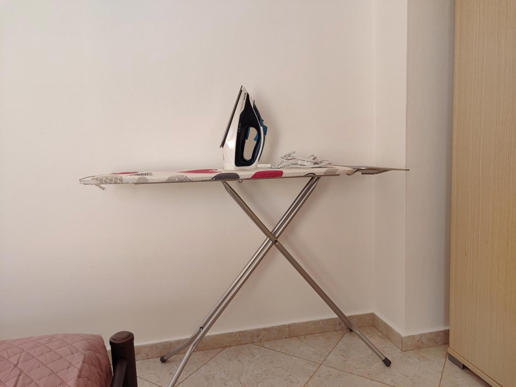 Georgia'S Family Apartment Ираклио Екстериор снимка