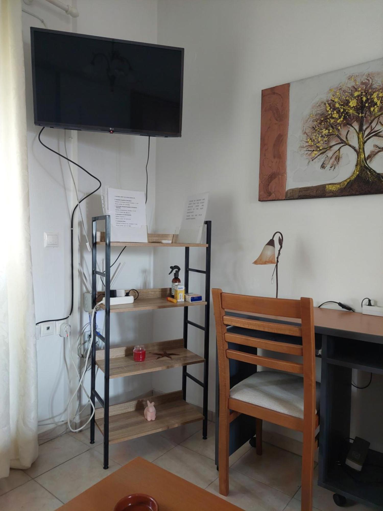 Georgia'S Family Apartment Ираклио Екстериор снимка