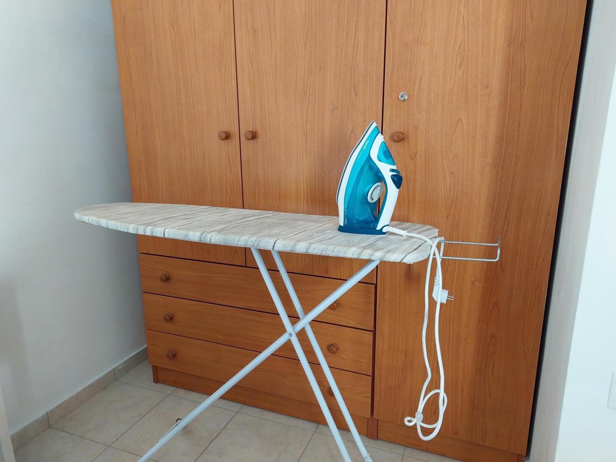 Georgia'S Family Apartment Ираклио Екстериор снимка